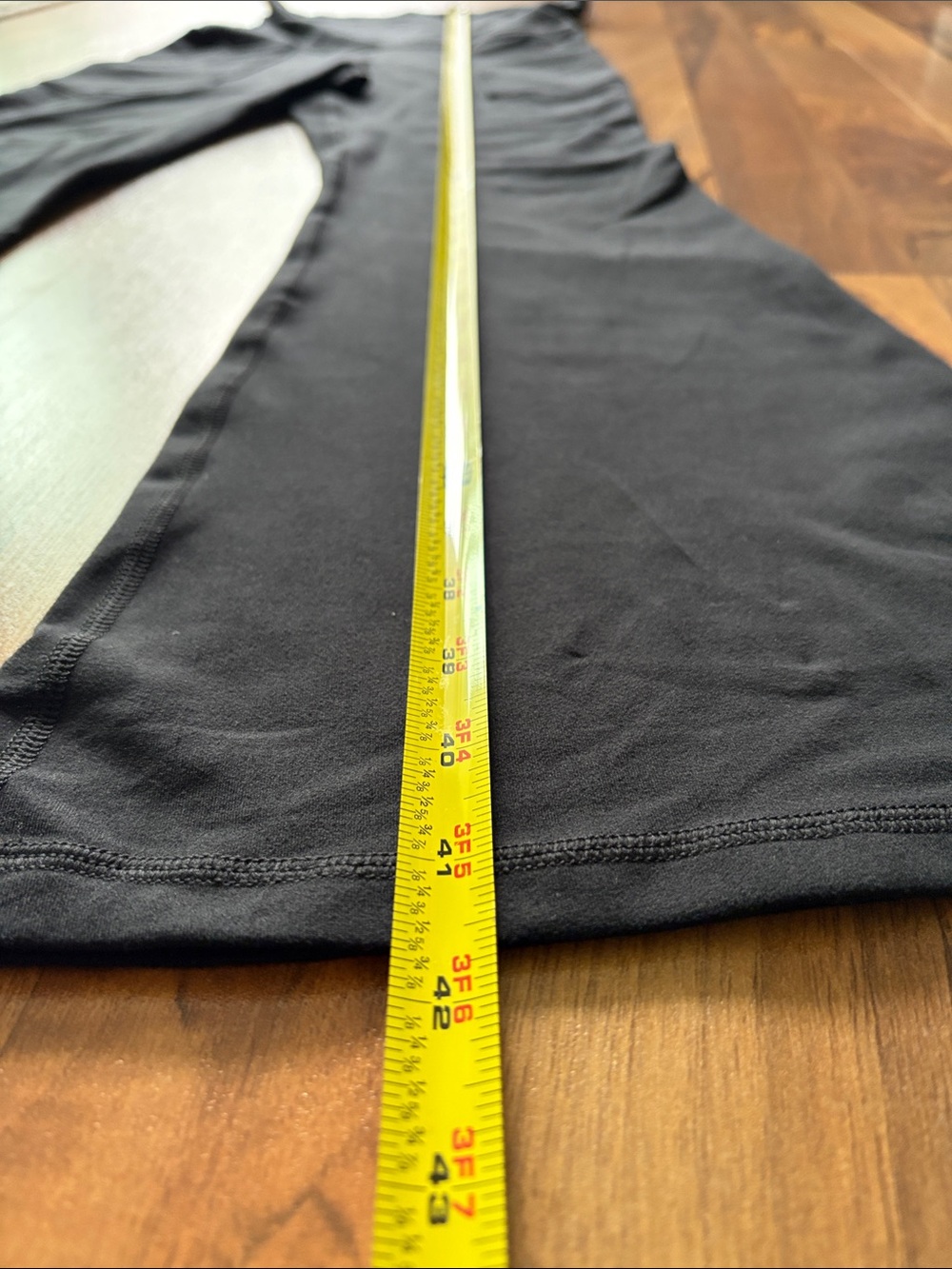 aerie Woman’s Black High-Rise Flare Yoga Pants Size S - Picture 10 of 15